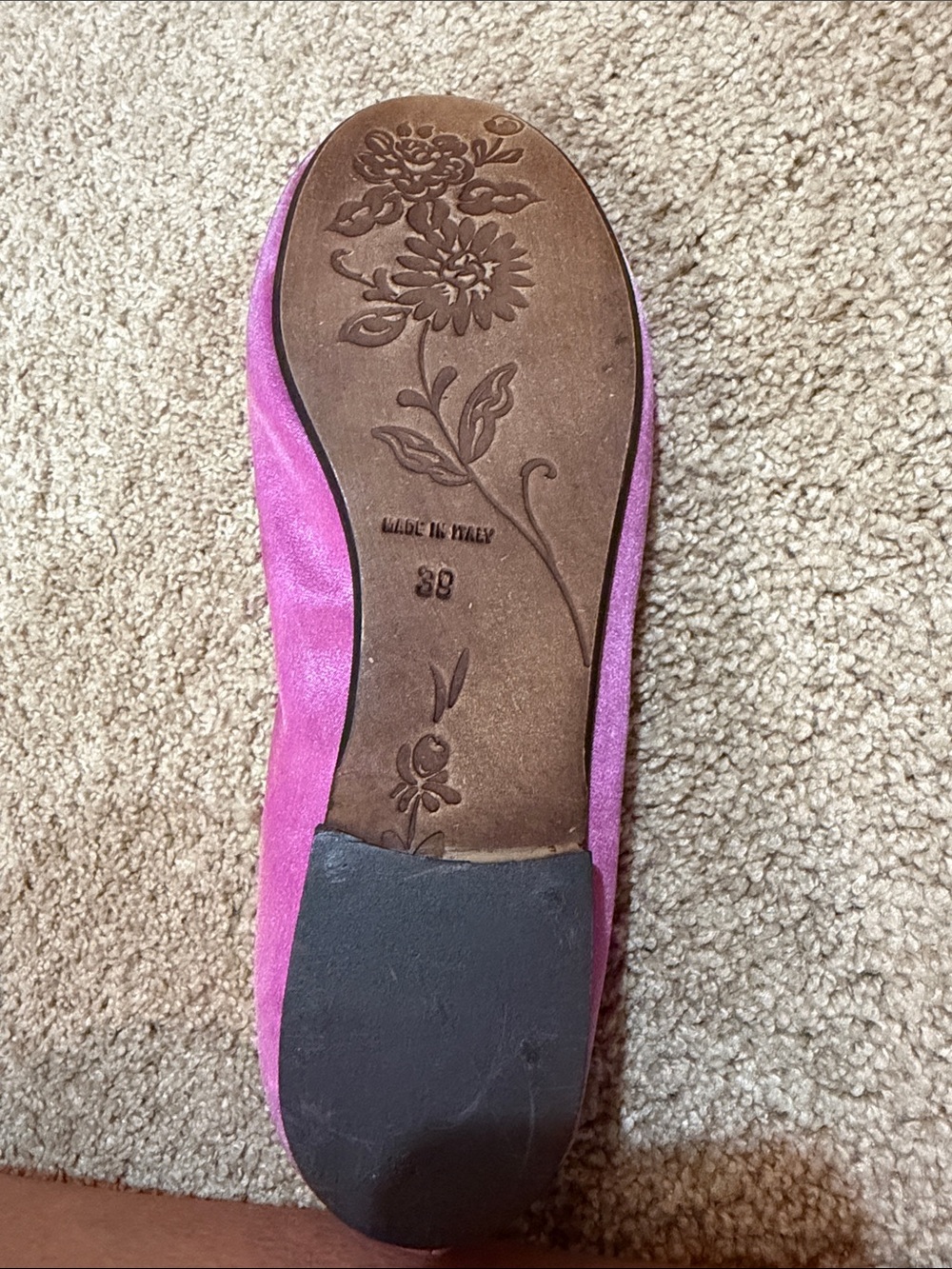 Made in Italy Women’s Pink Satin Ballet Flat, never worn - Picture 6 of 8